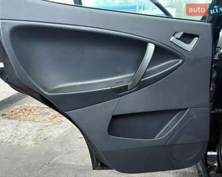 Чорний Джилі Емгранд Х7, об'ємом двигуна 2 л та пробігом 16 тис. км за 6650 $, фото 49 на Automoto.ua