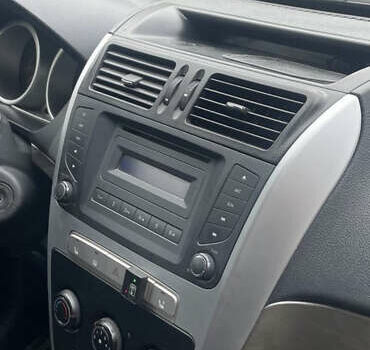 Черный Джили Эмгранд Х7, объемом двигателя 1.8 л и пробегом 180 тыс. км за 5300 $, фото 1 на Automoto.ua