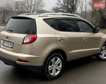 Желтый Джили Эмгранд Х7, объемом двигателя 1.8 л и пробегом 145 тыс. км за 5500 $, фото 2 на Automoto.ua