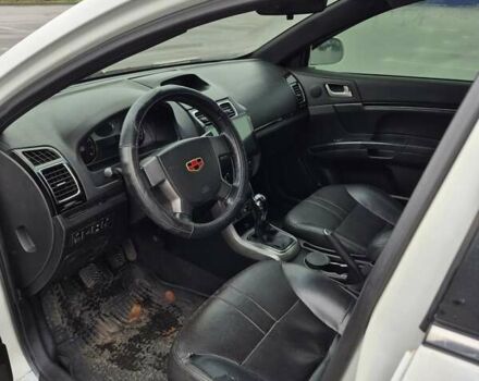 Белый Джили Эмгранд, объемом двигателя 1.79 л и пробегом 131 тыс. км за 3000 $, фото 2 на Automoto.ua