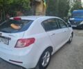 Білий Джилі Емгранд, об'ємом двигуна 1.5 л та пробігом 99 тис. км за 4050 $, фото 1 на Automoto.ua