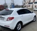 Белый Джили Эмгранд, объемом двигателя 1.5 л и пробегом 169 тыс. км за 4990 $, фото 1 на Automoto.ua