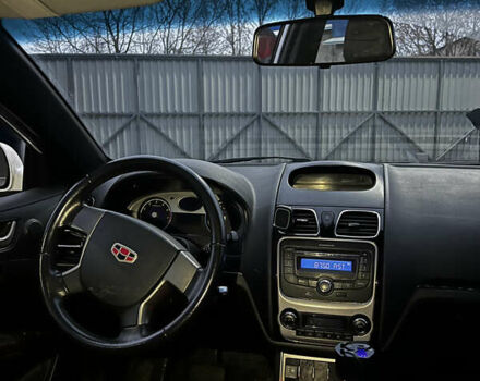 Белый Джили Эмгранд, объемом двигателя 1.79 л и пробегом 193 тыс. км за 4500 $, фото 12 на Automoto.ua