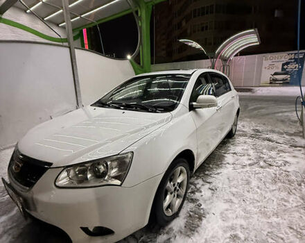 Белый Джили Эмгранд, объемом двигателя 1.79 л и пробегом 193 тыс. км за 4500 $, фото 1 на Automoto.ua