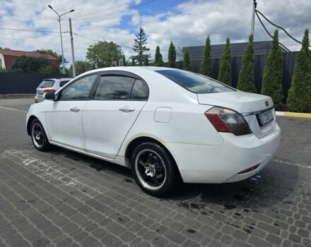 Белый Джили Эмгранд, объемом двигателя 1.8 л и пробегом 287 тыс. км за 2700 $, фото 1 на Automoto.ua