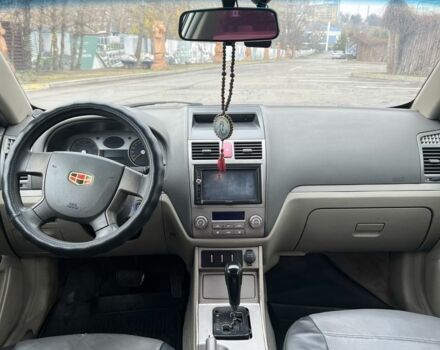 Білий Джилі Емгранд, об'ємом двигуна 1.8 л та пробігом 231 тис. км за 3200 $, фото 5 на Automoto.ua