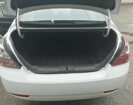 Белый Джили Эмгранд, объемом двигателя 1.8 л и пробегом 108 тыс. км за 5200 $, фото 8 на Automoto.ua