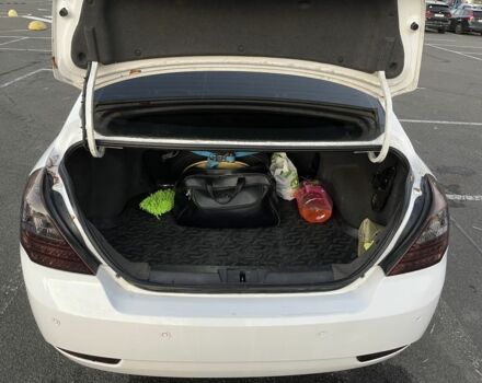 Белый Джили Эмгранд, объемом двигателя 1.8 л и пробегом 146 тыс. км за 4500 $, фото 13 на Automoto.ua