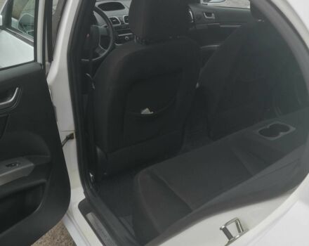 Белый Джили Эмгранд, объемом двигателя 1.8 л и пробегом 108 тыс. км за 5200 $, фото 7 на Automoto.ua