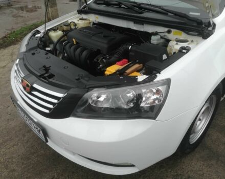 Белый Джили Эмгранд, объемом двигателя 1.8 л и пробегом 108 тыс. км за 5200 $, фото 1 на Automoto.ua