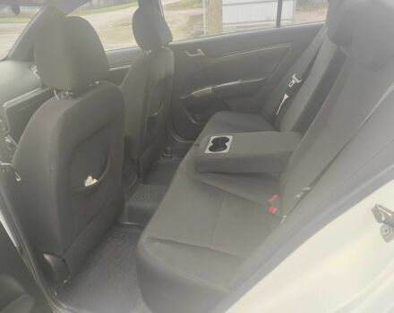 Белый Джили Эмгранд, объемом двигателя 1.8 л и пробегом 108 тыс. км за 5200 $, фото 6 на Automoto.ua