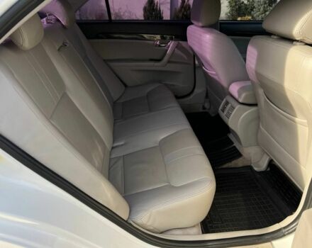 Белый Джили Эмгранд, объемом двигателя 2.4 л и пробегом 123 тыс. км за 4500 $, фото 6 на Automoto.ua