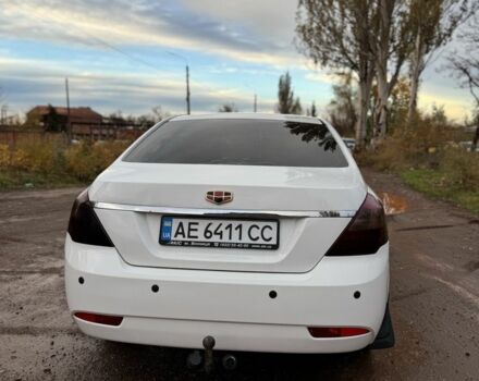 Джили Эмгранд 2013 в Кривом Роге на Automoto.ua Белый Джили Эмгранд, объемом двигателя 1.8 л и пробегом 234 тыс. км за 4000 $, фото 4 на Automoto.ua