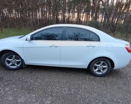 Білий Джилі Емгранд, об'ємом двигуна 1.8 л та пробігом 219 тис. км за 4200 $, фото 2 на Automoto.ua