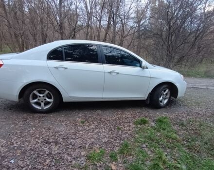 Білий Джилі Емгранд, об'ємом двигуна 1.8 л та пробігом 219 тис. км за 4200 $, фото 15 на Automoto.ua