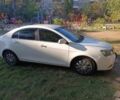 Джили Эмгранд 2013 в Кривом Роге на Automoto.ua Белый Джили Эмгранд, объемом двигателя 1.8 л и пробегом 203 тыс. км за 3500 $, фото 2 на Automoto.ua
