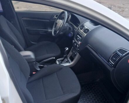 Білий Джилі Емгранд, об'ємом двигуна 1.8 л та пробігом 69 тис. км за 4800 $, фото 18 на Automoto.ua