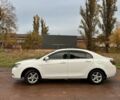 Джили Эмгранд 2013 в Кривом Роге на Automoto.ua Белый Джили Эмгранд, объемом двигателя 1.8 л и пробегом 234 тыс. км за 4000 $, фото 2 на Automoto.ua