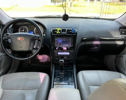 Белый Джили Эмгранд, объемом двигателя 2.4 л и пробегом 123 тыс. км за 4500 $, фото 5 на Automoto.ua