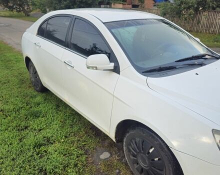 Белый Джили Эмгранд, объемом двигателя 1.5 л и пробегом 210 тыс. км за 2700 $, фото 3 на Automoto.ua