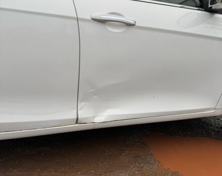 Джили Эмгранд 2013 в Кривом Роге на Automoto.ua Белый Джили Эмгранд, объемом двигателя 1.8 л и пробегом 234 тыс. км за 4000 $, фото 13 на Automoto.ua