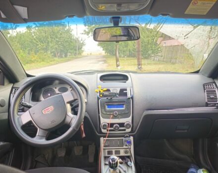 Белый Джили Эмгранд, объемом двигателя 1.5 л и пробегом 210 тыс. км за 2700 $, фото 1 на Automoto.ua