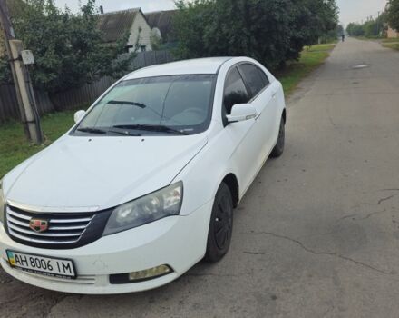 Белый Джили Эмгранд, объемом двигателя 1.5 л и пробегом 210 тыс. км за 2700 $, фото 2 на Automoto.ua