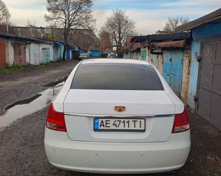 Білий Джилі Емгранд, об'ємом двигуна 2 л та пробігом 83 тис. км за 4370 $, фото 1 на Automoto.ua