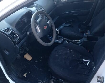 Білий Джилі Емгранд, об'ємом двигуна 1.5 л та пробігом 200 тис. км за 800 $, фото 3 на Automoto.ua