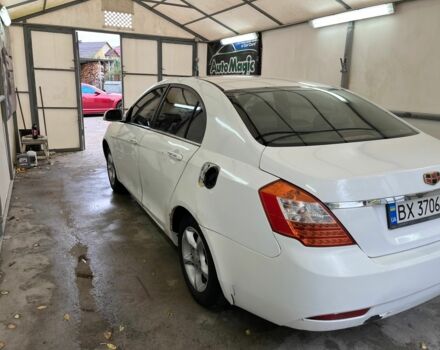 Білий Джилі Емгранд, об'ємом двигуна 1.5 л та пробігом 235 тис. км за 4000 $, фото 6 на Automoto.ua