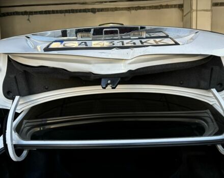 Білий Джилі Емгранд, об'ємом двигуна 1.5 л та пробігом 96 тис. км за 4300 $, фото 6 на Automoto.ua