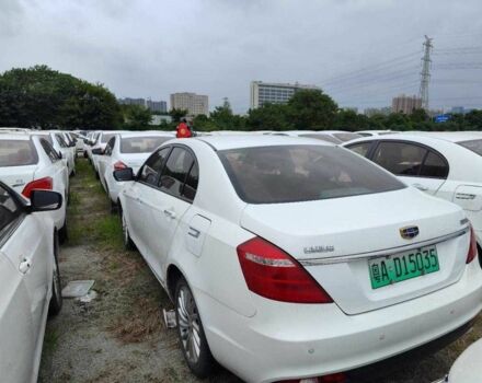 Білий Джилі Емгранд, об'ємом двигуна 1 л та пробігом 15 тис. км за 9000 $, фото 2 на Automoto.ua