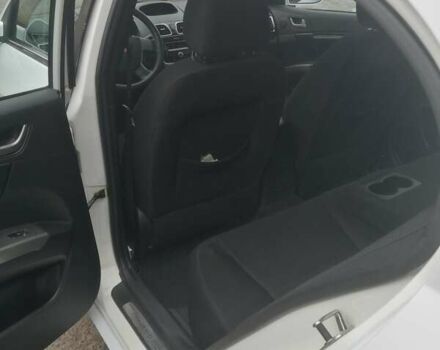 Белый Джили Эмгранд, объемом двигателя 1.79 л и пробегом 108 тыс. км за 6000 $, фото 7 на Automoto.ua