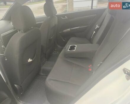 Белый Джили Эмгранд, объемом двигателя 1.79 л и пробегом 108 тыс. км за 6000 $, фото 6 на Automoto.ua