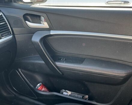 Белый Джили Эмгранд, объемом двигателя 1.5 л и пробегом 110 тыс. км за 5000 $, фото 9 на Automoto.ua