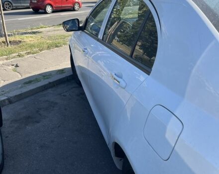 Белый Джили Эмгранд, объемом двигателя 1.5 л и пробегом 110 тыс. км за 5000 $, фото 4 на Automoto.ua