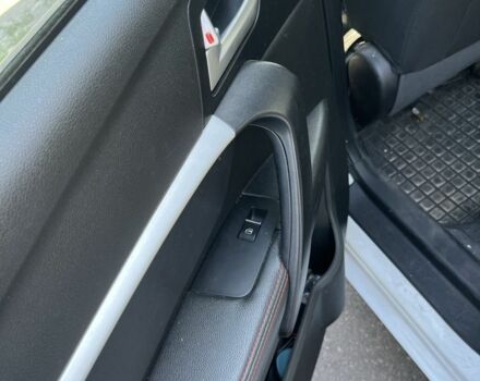 Белый Джили Эмгранд, объемом двигателя 1.5 л и пробегом 110 тыс. км за 5000 $, фото 5 на Automoto.ua