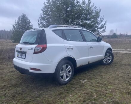 Белый Джили Эмгранд, объемом двигателя 2 л и пробегом 180 тыс. км за 2800 $, фото 3 на Automoto.ua