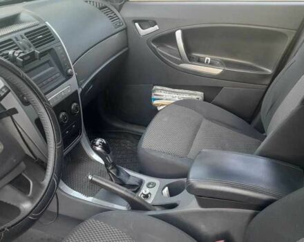 Білий Джилі Емгранд, об'ємом двигуна 1.78 л та пробігом 65 тис. км за 5600 $, фото 10 на Automoto.ua