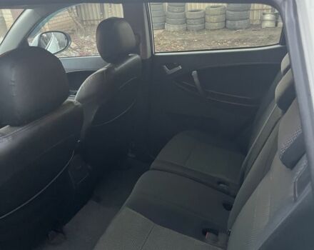 Белый Джили Эмгранд, объемом двигателя 1.8 л и пробегом 101 тыс. км за 5500 $, фото 5 на Automoto.ua