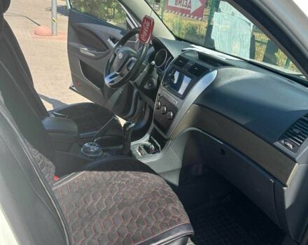 Белый Джили Эмгранд, объемом двигателя 1.8 л и пробегом 181 тыс. км за 6300 $, фото 10 на Automoto.ua