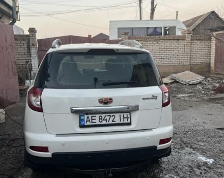 Белый Джили Эмгранд, объемом двигателя 1.8 л и пробегом 101 тыс. км за 5500 $, фото 3 на Automoto.ua