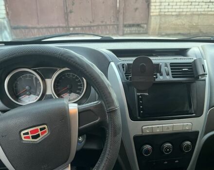 Белый Джили Эмгранд, объемом двигателя 1.8 л и пробегом 101 тыс. км за 5500 $, фото 4 на Automoto.ua