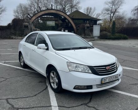 Білий Джилі Емгранд, об'ємом двигуна 1.8 л та пробігом 231 тис. км за 3200 $, фото 1 на Automoto.ua