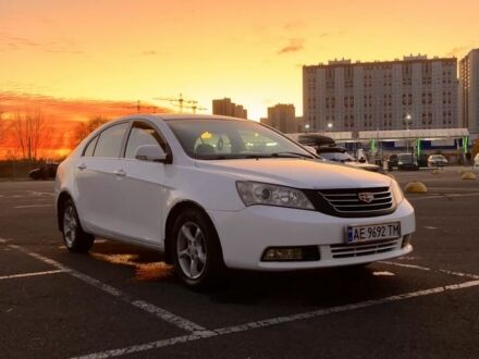 Белый Джили Эмгранд, объемом двигателя 1.8 л и пробегом 146 тыс. км за 4500 $, фото 1 на Automoto.ua