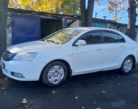 Білий Джилі Емгранд, об'ємом двигуна 1.8 л та пробігом 230 тис. км за 3300 $, фото 1 на Automoto.ua