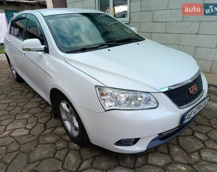 Білий Джилі Емгранд, об'ємом двигуна 1.79 л та пробігом 156 тис. км за 4300 $, фото 1 на Automoto.ua