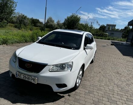 Білий Джилі Емгранд, об'ємом двигуна 1.5 л та пробігом 127 тис. км за 4500 $, фото 1 на Automoto.ua