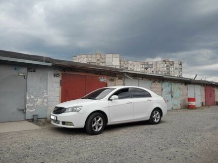 Білий Джилі Емгранд, об'ємом двигуна 1.8 л та пробігом 190 тис. км за 5300 $, фото 1 на Automoto.ua