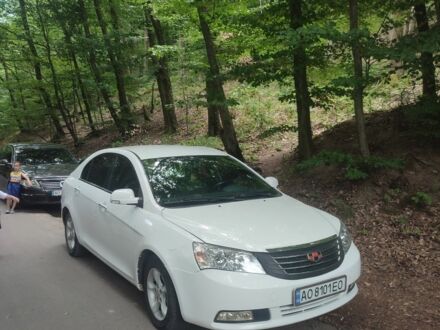 Джилі Емгранд 2013 у Ужгороді на Automoto.ua Білий Джилі Емгранд, об'ємом двигуна 1 л та пробігом 217 тис. км за 3300 $, фото 1 на Automoto.ua